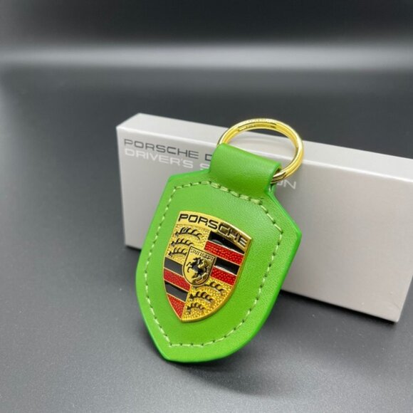 NWT PORSCHE Leather KeyFob Keyring Keychain in GT3 GREEN NEW - Picture 2 of 2